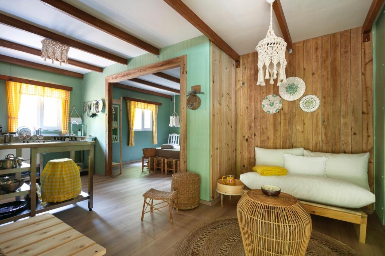 Gayb-I Bungalows By Naturelife - Free Access To Beach ชิลารึ ภายนอก รูปภาพ