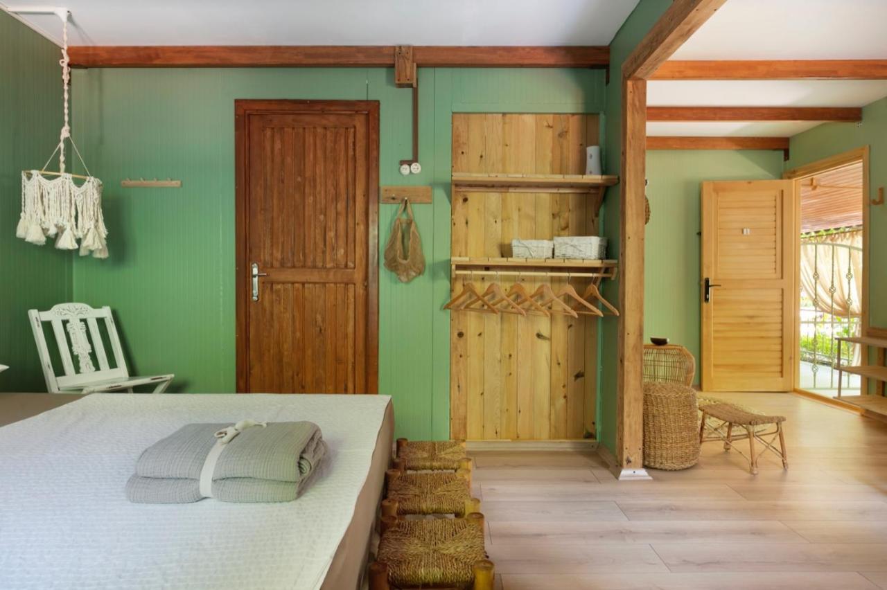 Gayb-I Bungalows By Naturelife - Free Access To Beach ชิลารึ ภายนอก รูปภาพ
