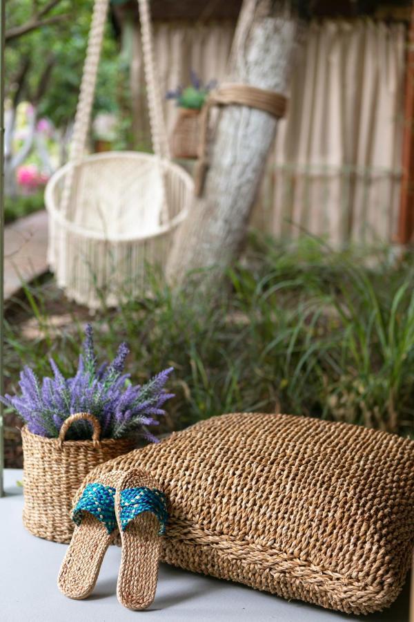 Gayb-I Bungalows By Naturelife - Free Access To Beach ชิลารึ ภายนอก รูปภาพ